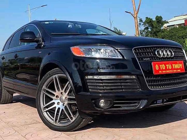 Cần bán gấp Audi Q7 năm 2008, màu đen, nhập khẩu nguyên chiếc còn mới, giá tốt0