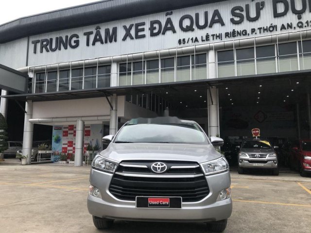 Cần bán lại xe Toyota Innova năm 2018 còn mới