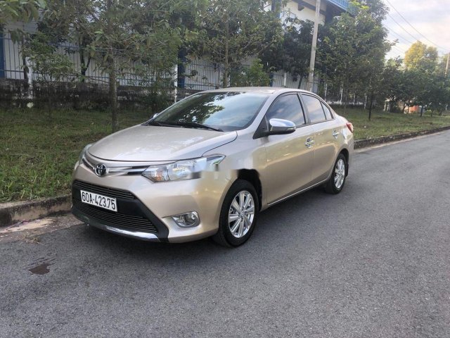 Bán nhanh chiếc Toyota Vios năm 2017, giá ưu đãi0