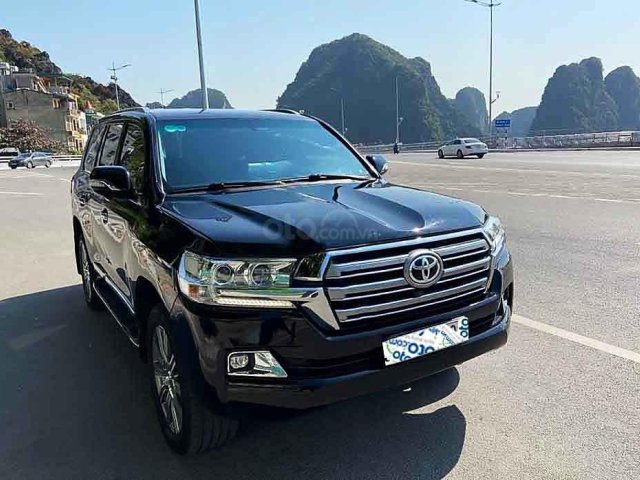 Bán xe Toyota Land Cruiser sản xuất 2012, màu đen, nhập khẩu0