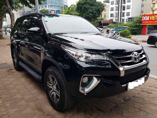 Bán xe Toyota Fortuner năm 2019, màu đen, nhập khẩu nguyên chiếc