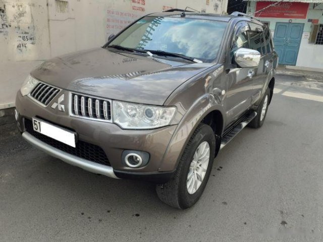 Bán Mitsubishi Pajero Sport năm sản xuất 2012, màu xám0