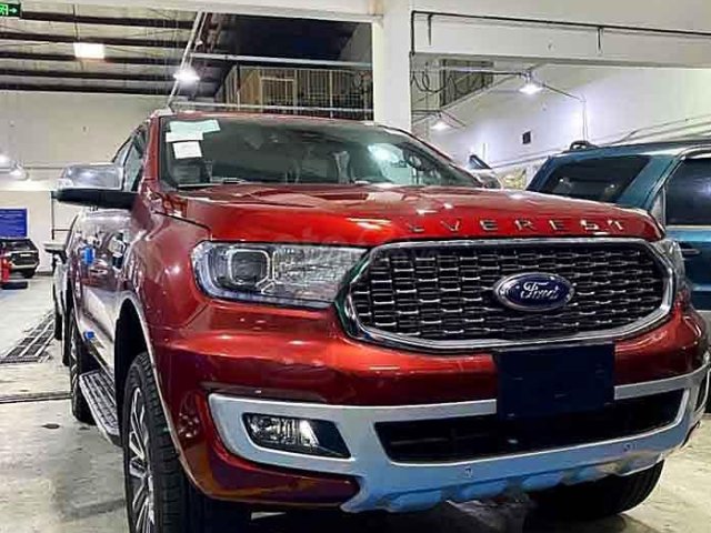 Bán xe Ford Everest Titanium sản xuất 2020, màu đỏ, xe nhập