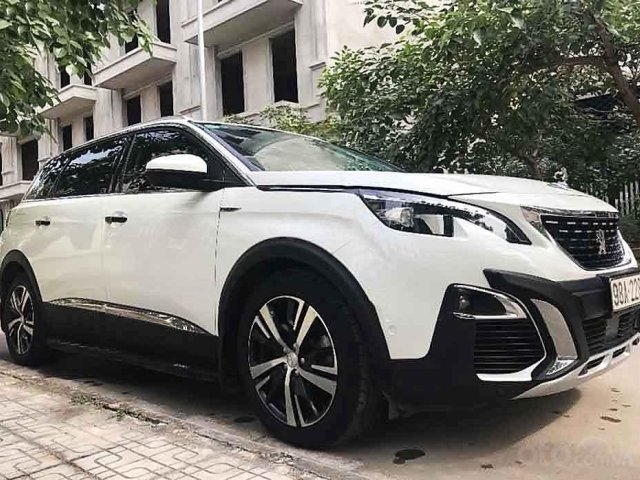 Bán nhanh Peugeot 5008 sản xuất năm 2019, màu trắng0