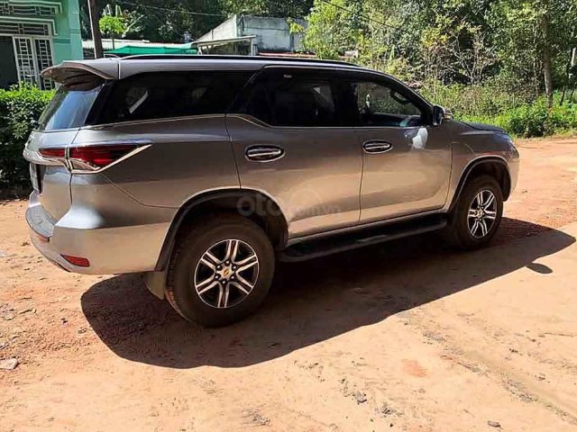 Bán Toyota Fortuner 2.4G sản xuất 2017, màu xám, nhập khẩu nguyên chiếc