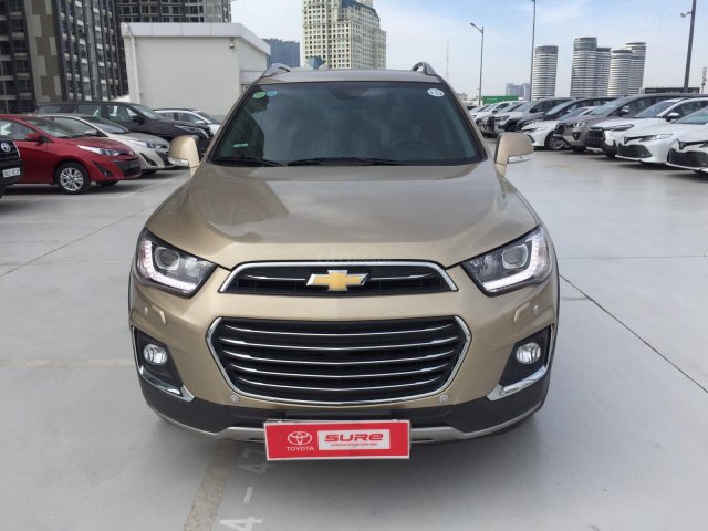 Cần bán xe Chevrolet Captiva 2.4AT 2016 màu vàng cát xe gia đình HCM 36.000km - xe cũ chính hãng Toyota Sure