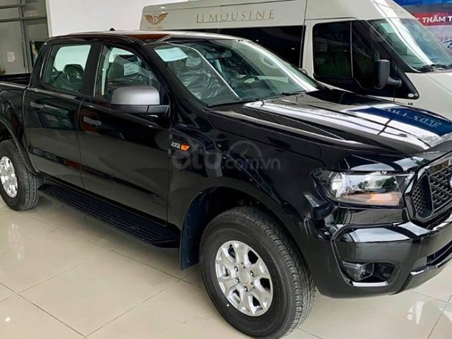 Bán Ford Ranger XLS 2.2L 4x2 MT sản xuất 2020, màu đen, nhập khẩu0