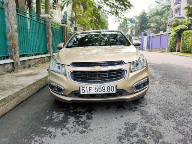 Bán Chevrolet Cruze LTZ năm 2016, màu vàng