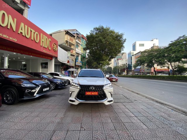 Bán Lexus LX 570 Super Sport sản xuất cuối 2018, đi chuẩn 20.000 km màu trắng nội thất da bò, bản full0