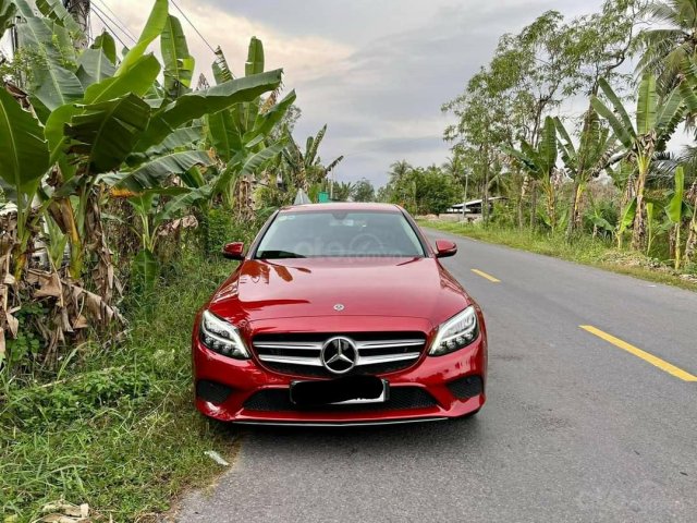 Chiếc xe lợi xăng nhất trong gia đình Mercedes Benz C180