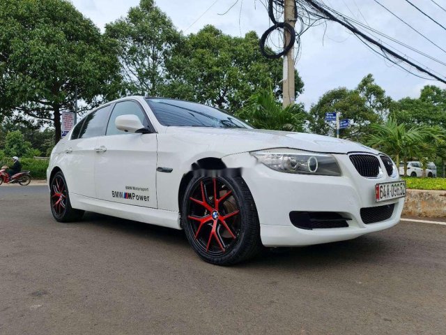 Cần bán gấp BMW 3 Series năm 2011, nhập khẩu nguyên chiếc còn mới0