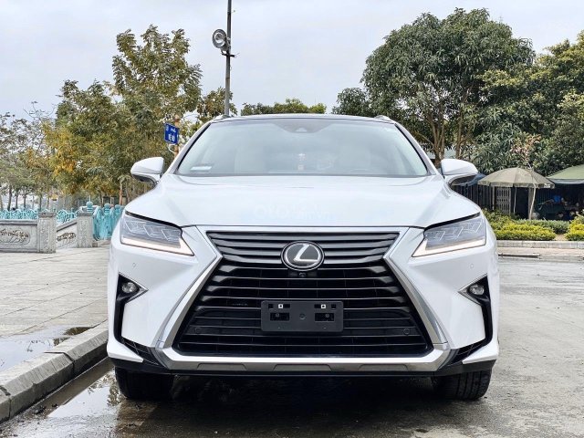 Lexus RX350 2016 màu trắng, nội thất kem siêu hot xe sẵn giao ngay trong ngày0