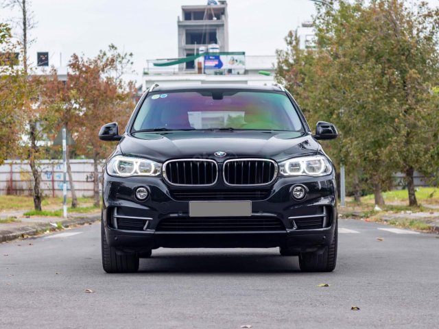 Bán BMW X5 xDrive35i 3.0 model 2017, nhập Mỹ, màu đen nội thất kem siêu hot, biển Hà Nội0