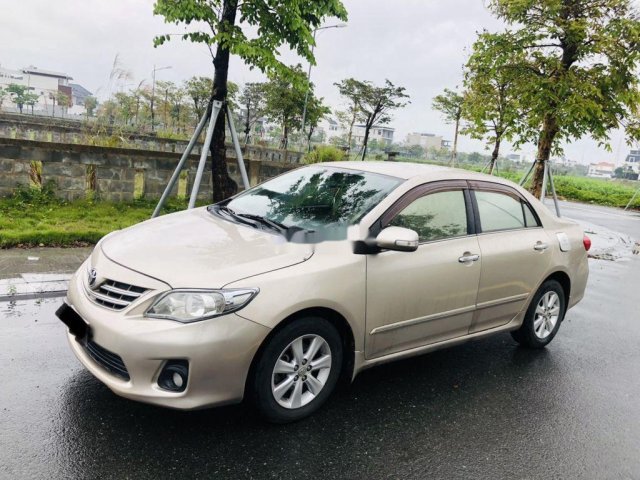 Cần bán gấp Toyota Corolla Altis năm 2011 còn mới, giá chỉ 450 triệu0