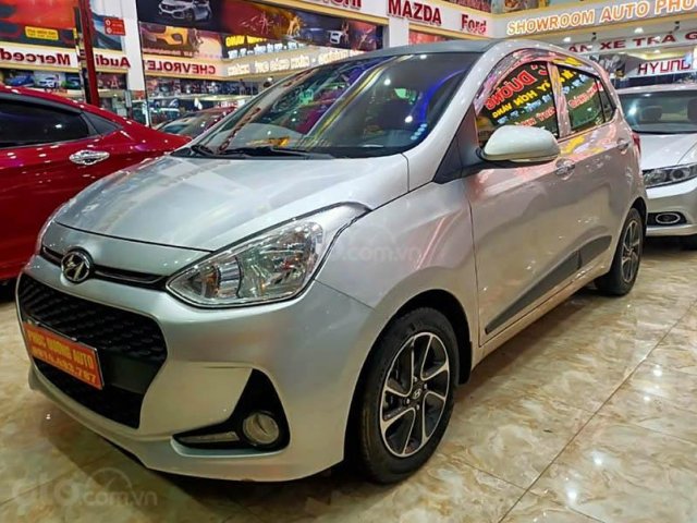 Xe Hyundai Grand i10 năm 2019, màu bạc còn mới