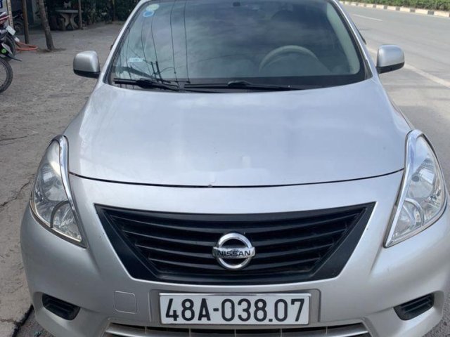 Cần bán Nissan Sunny năm 2014, màu bạc, giá chỉ 258 triệu0