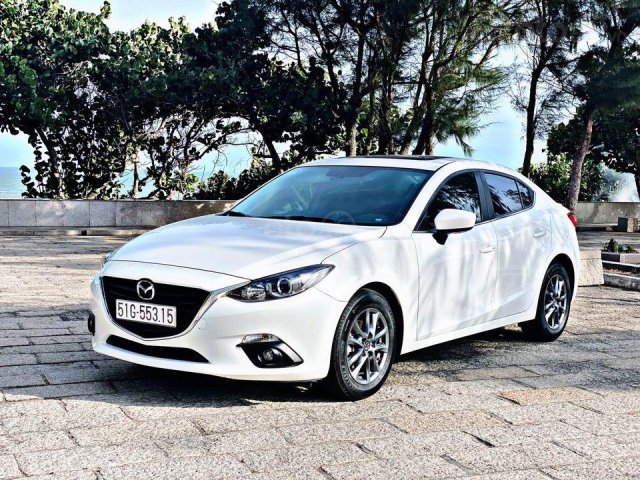 Mazda 3 1.5 Luxury, sản xuất và đăng ký 2017, màu trắng