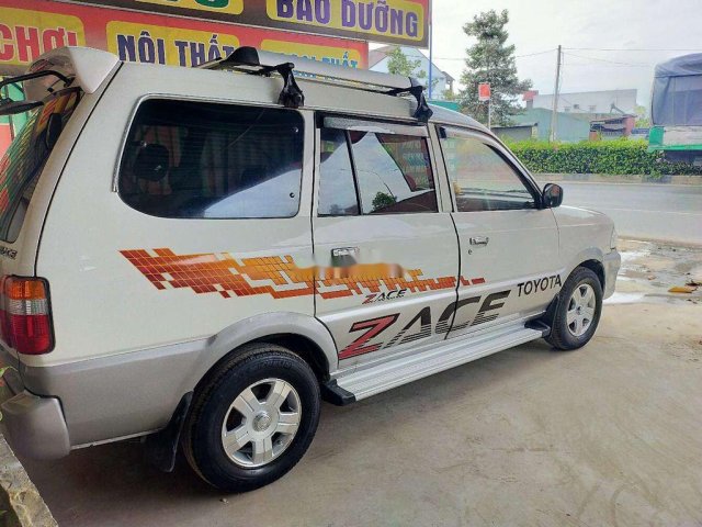 Cần bán gấp Toyota Zace đời 2004, màu trắng còn mới