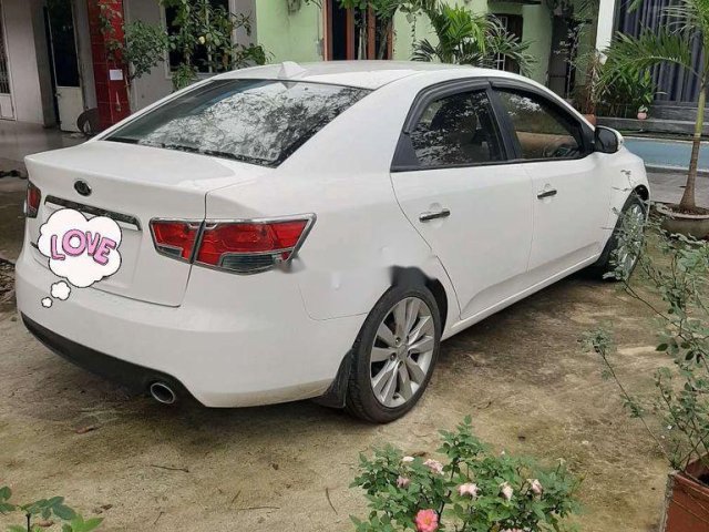 Cần bán lại xe Kia Cerato sản xuất năm 2010, nhập khẩu nguyên chiếc, giá tốt