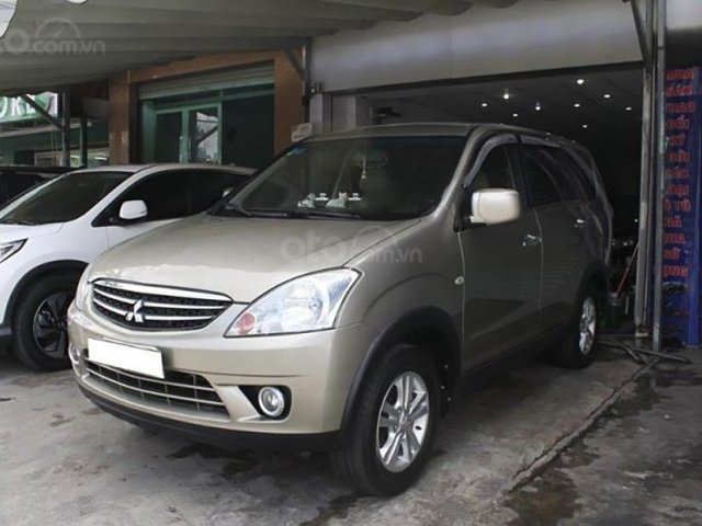 Xe Mitsubishi Zinger 2008, màu vàng, 260tr