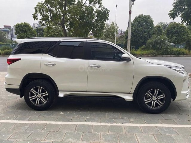 Cần bán Toyota Fortuner đời 2018, màu trắng, xe nhập 0