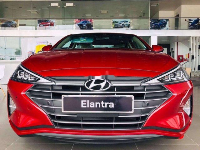 Cần bán xe Hyundai Elantra 2.0AT sản xuất năm 2020, nhập khẩu