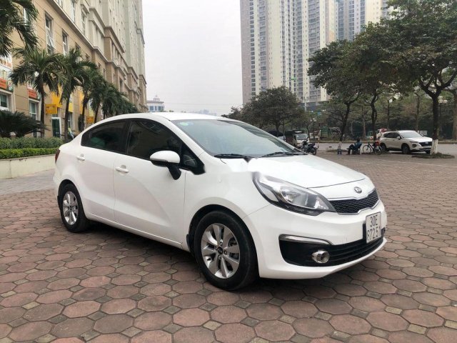 Bán ô tô Kia Rio sản xuất năm 2017, nhập khẩu nguyên chiếc