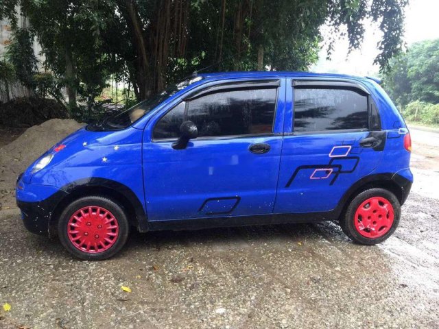 Cần bán lại xe Daewoo Matiz năm sản xuất 2001 còn mới0