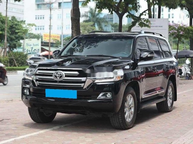 Cần bán Toyota Land Cruiser năm 2015, xe nhập còn mới