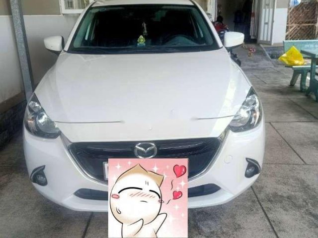 Cần bán Mazda 2 sản xuất 2018, màu trắng còn mới0