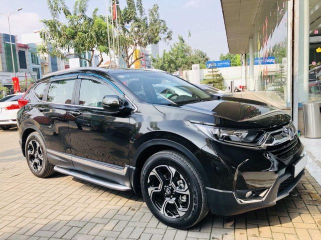 Cần bán xe Honda CR V sản xuất 2017, nhập khẩu, giá chỉ 835 triệu0