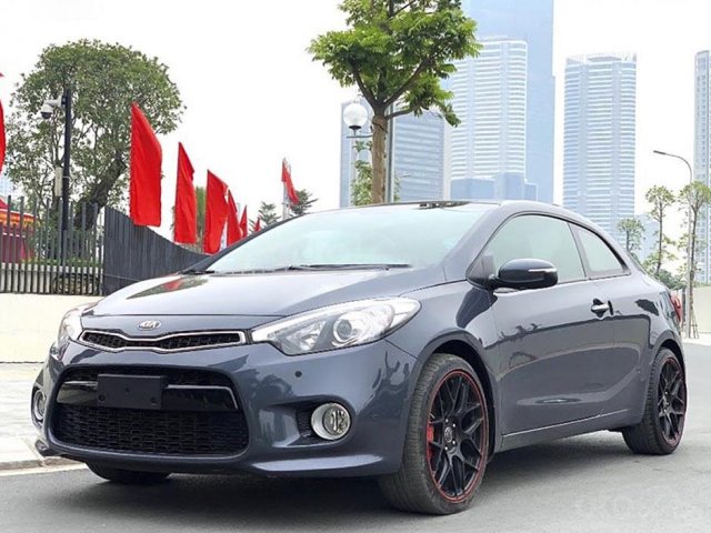 Xe Kia Cerato sản xuất năm 2014, màu xanh lam, xe nhập còn mới, giá chỉ 585 triệu