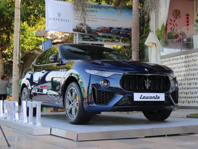 Cần bán xe Maserati Levante 3.0 V6 350 mã lực.
Đời 2020, nhập khẩu nguyên chiếc0