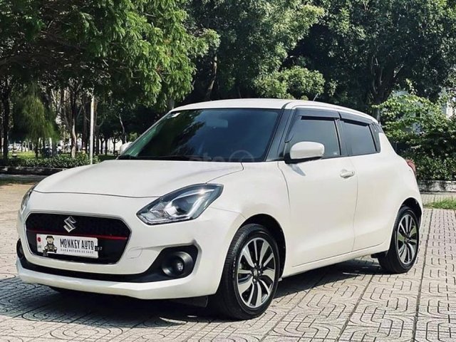 Bán Suzuki Swift sản xuất năm 2019, màu trắng còn mới