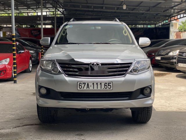 Cần bán Toyota Fortuner năm 2012 còn mới, giá chỉ 545 triệu0