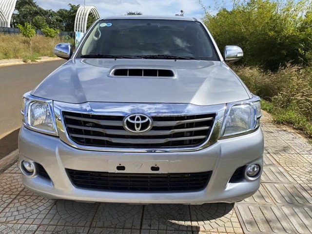 Bán Toyota Hilux năm sản xuất 2014, nhập khẩu còn mới, 450 triệu0