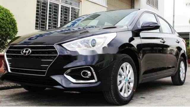 Cần bán Hyundai Accent năm 2019, màu đen 