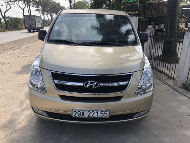 Bán Hyundai Grand Starex 2010, màu vàng, xe chính chủ