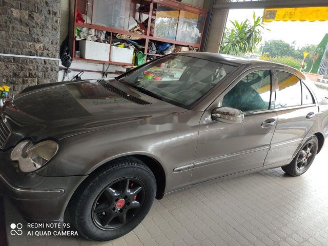 Bán Mercedes C200 2002, màu xám, nhập khẩu còn mới0