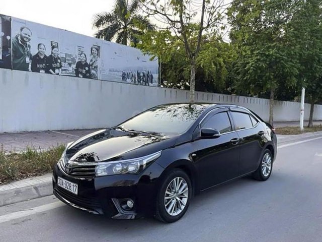 Xe Toyota Corolla Altis sản xuất năm 2016, màu đen còn mới