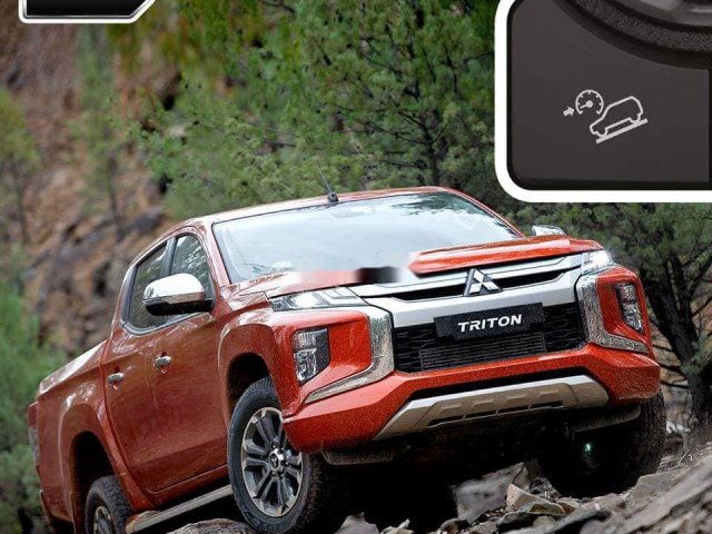 Bán Mitsubishi Triton năm sản xuất 2020, màu đỏ, xe nhập 