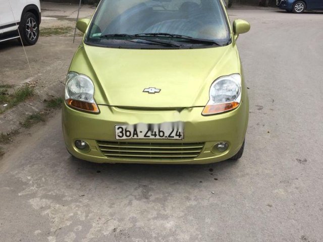 Cần bán xe Chevrolet Spark sản xuất 2010 giá cạnh tranh0