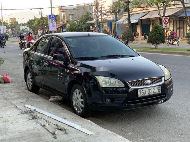 Cần bán xe Ford Focus sản xuất 2007, màu đen, nhập khẩu 0