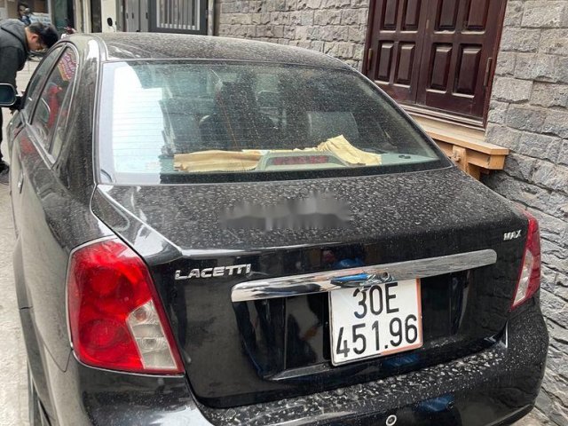 Bán Daewoo Lacetti năm sản xuất 2004, màu đen ít sử dụng, giá tốt0