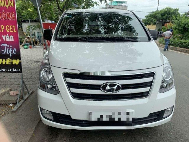 Bán Hyundai Grand Starex năm 2017, màu trắng, xe nhập 0