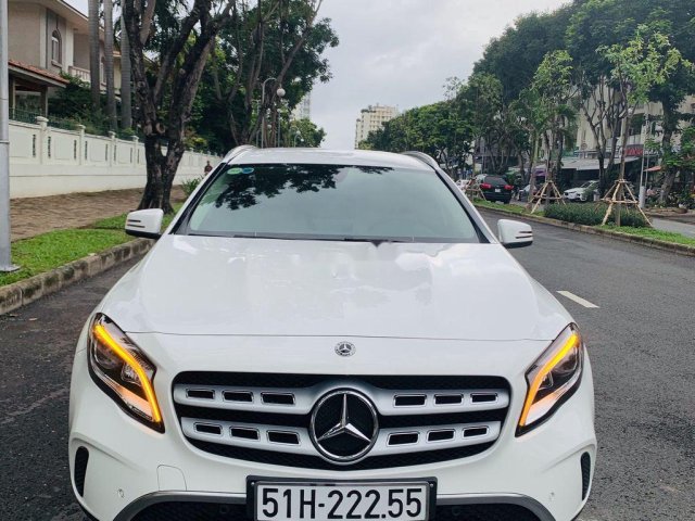 Bán ô tô Mercedes GLA 200 2019, màu trắng, xe nhập 0