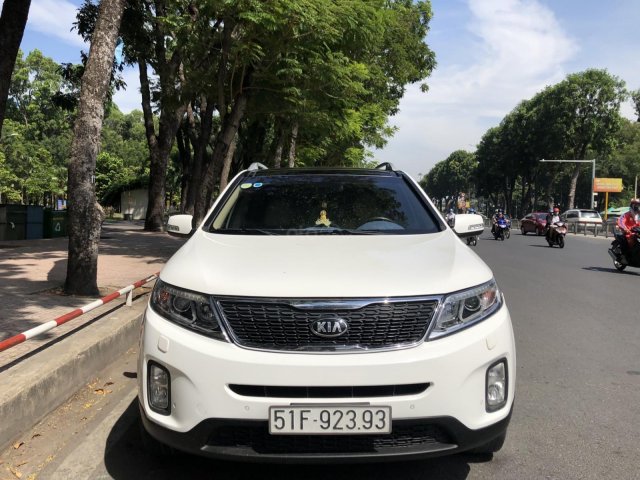 Mới về Kia Sorento sản xuất 2016 2.2AT dầu full biển số thành phố0