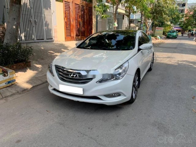 Bán Hyundai Sonata sản xuất năm 2011, giá tốt, chính chủ sử dụng0