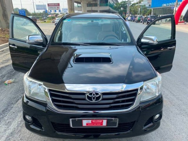 Xe Toyota Hilux đời 2014, màu đen, nhập khẩu nguyên chiếc 0