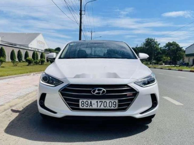 Bán xe Hyundai Elantra sản xuất 2019, xe chính chủ còn mới0